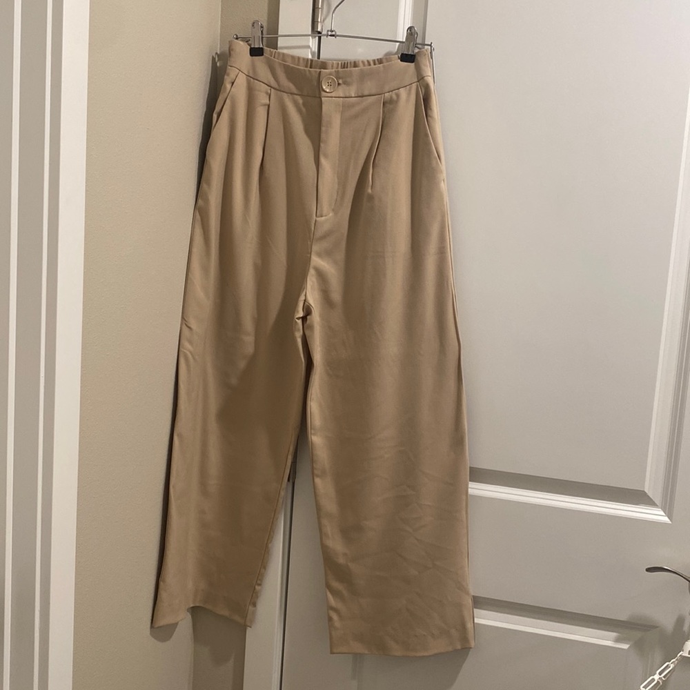 Pleated trouser Stradivarius USA6